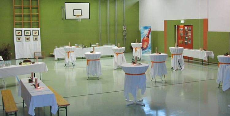 13.11.2010 Charity Event - Errichtung 